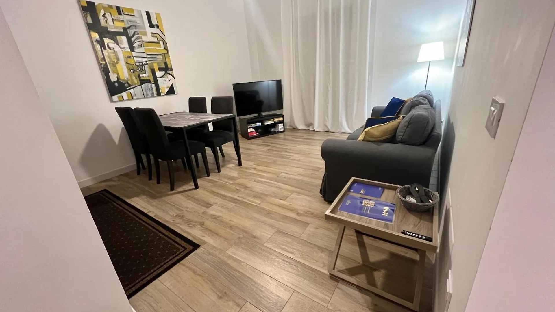 Bellhome 2 - Elegante Appartamento Nel Centro Di 巴里 意大利