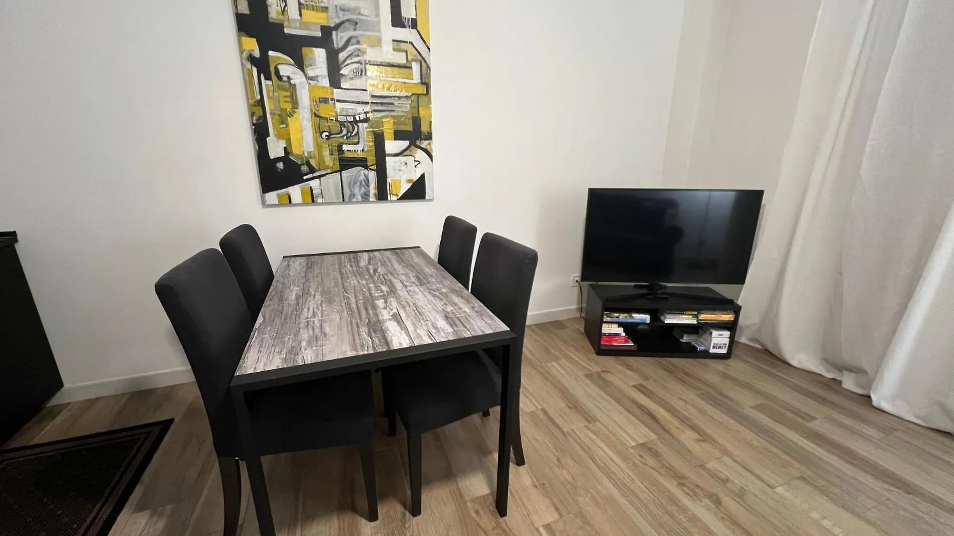 Bellhome 2 - Elegante Appartamento Nel Centro Di 巴里 公寓